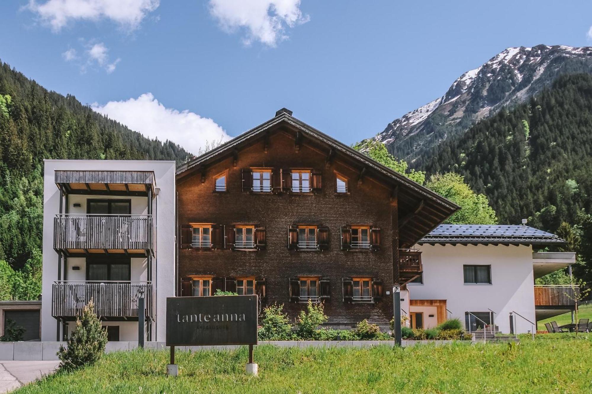 Tante Anna - Retreats Mit Weitblick Aparthotel Sankt Gallenkirch Εξωτερικό φωτογραφία